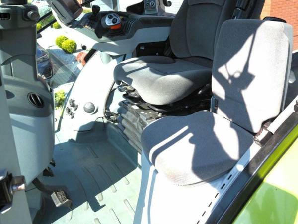 Трактор Claas Axion 830 (2016)