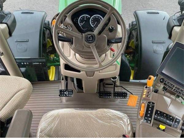 Трактор John Deere 6155R (2017)