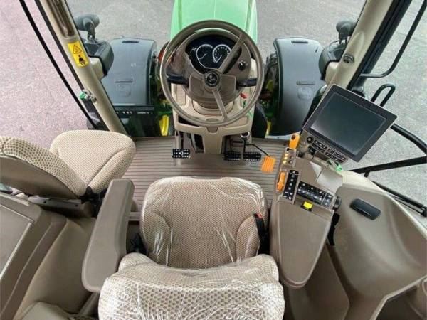 Трактор John Deere 6155R (2017)