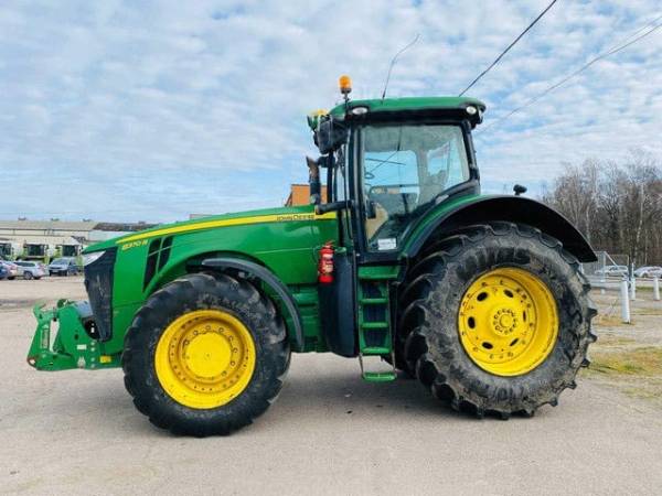 Трактор John Deere 8370R (2014)