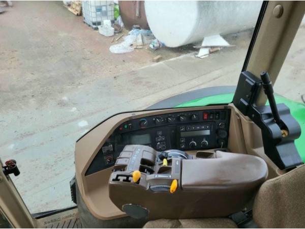 Трактор John Deere 8520 (2003)