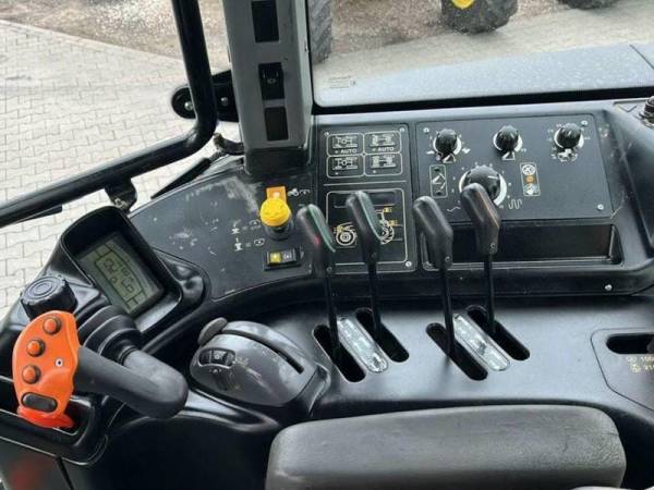 Трактор New Holland TM 175 (2007)