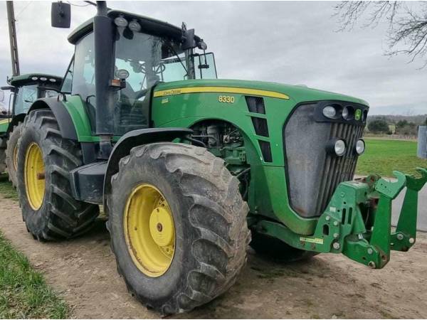 Трактор John Deere 8330 (2008)