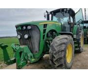 Трактор John Deere 8330
