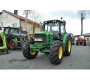 Трактор John Deere 6230