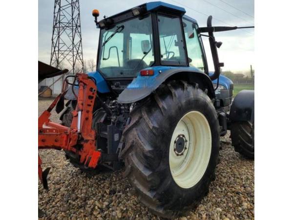 Трактор New Holland TM 135 (2003)