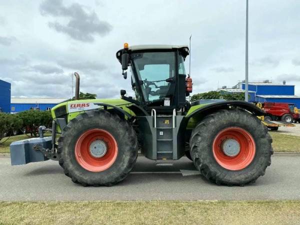 Трактор Claas Xerion 3800 (2008)