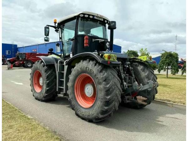 Трактор Claas Xerion 3800 (2008)