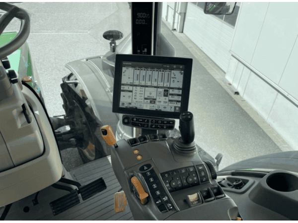 Трактор John Deere 8400R (2020)