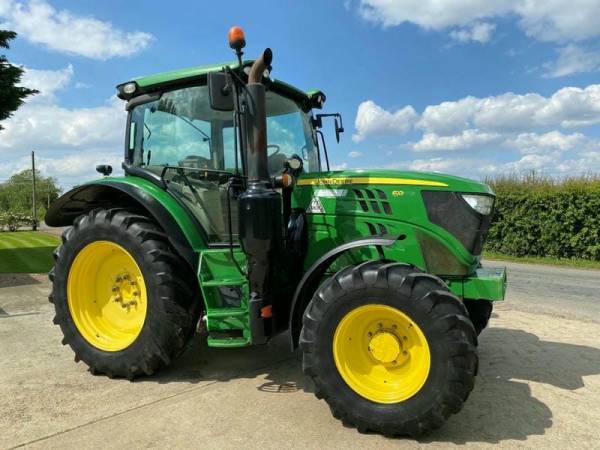 Трактор John Deere 6130R (2015)