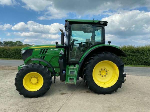 Трактор John Deere 6130R (2015)