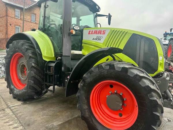 Трактор Claas Axion 820 (2011)
