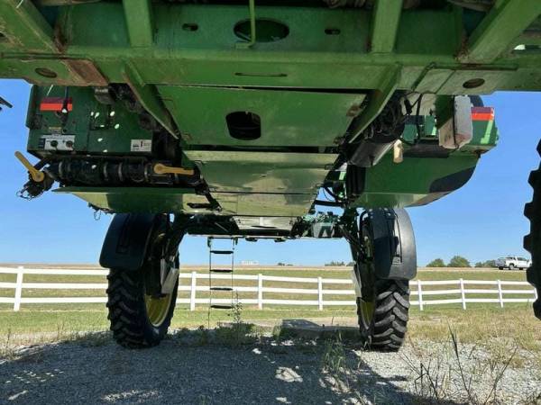Самоходный опрыскиватель John Deere 4730 (2014)