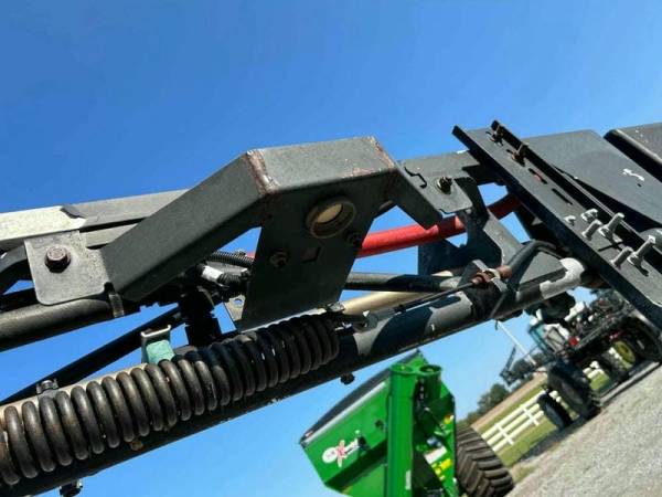 Самоходный опрыскиватель John Deere 4730 (2014)