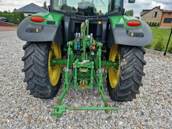 Трактор John Deere 6130R (2014)