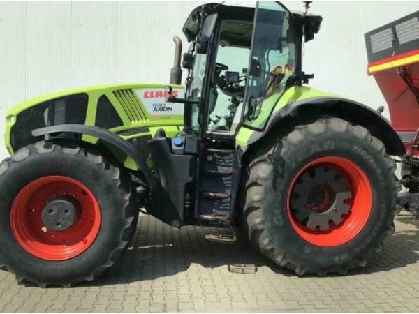 Трактор Claas Axion 930 (2013)