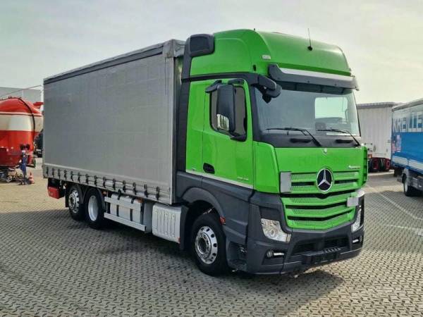 Грузовик штора Mercedes-Benz Actros 2545