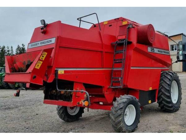 Комбайн Massey Ferguson 25 (1997)