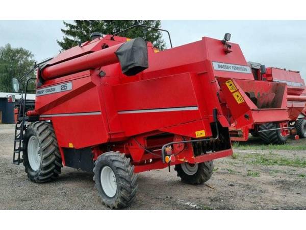 Комбайн Massey Ferguson 25 (1997)