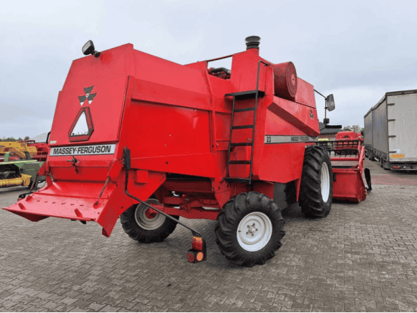 Комбайн Massey Ferguson 23 (1995)