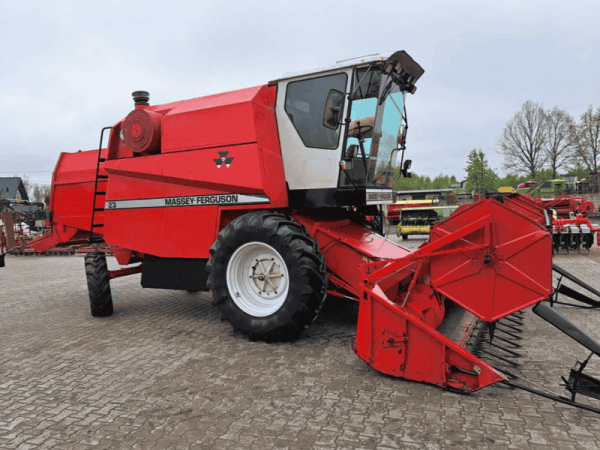Комбайн Massey Ferguson 23 (1995)