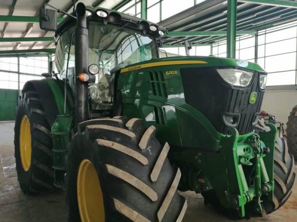 Трактор John Deere 6210R (2012)