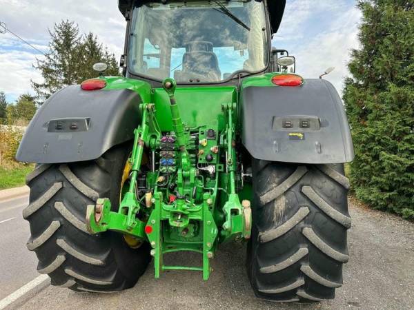 Трактор John Deere 8370R (2015)