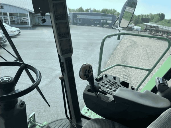 Комбайн John Deere 9660 WTS (2004)