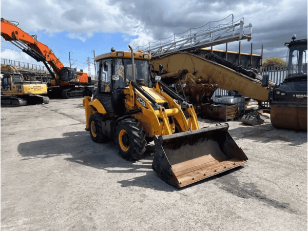 Экскаватор-погрузчик JCB 2CX (2014)