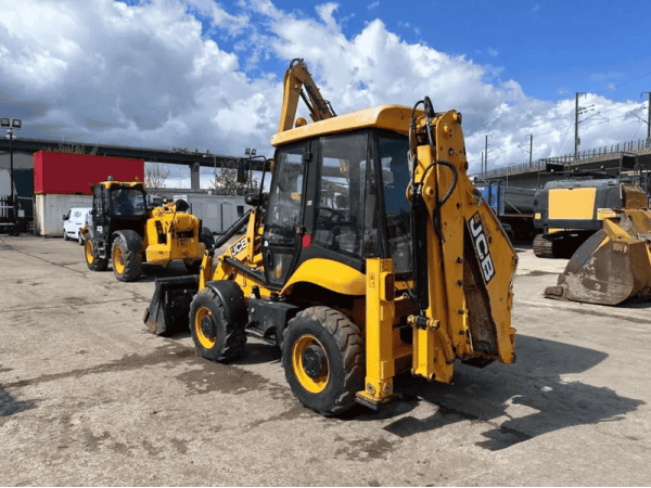 Экскаватор-погрузчик JCB 2CX (2014)