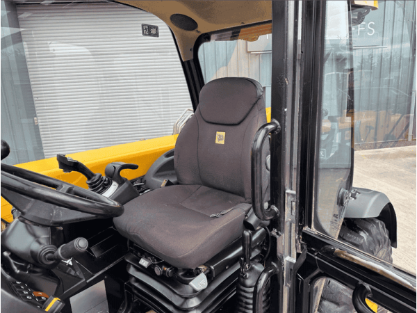 Погрузчик JCB 560-80 (2015)