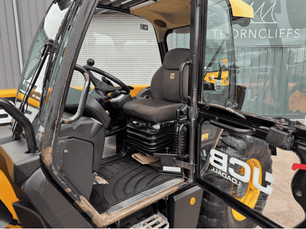 Погрузчик JCB 560-80 (2015)