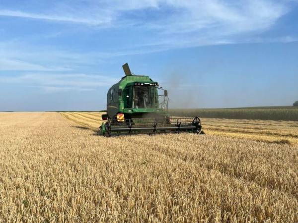 Комбайн John Deere W440 (2017)