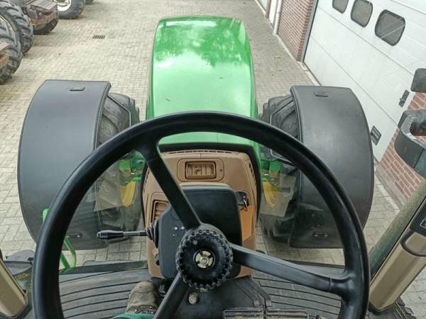 Трактор John Deere 8100 (1996)