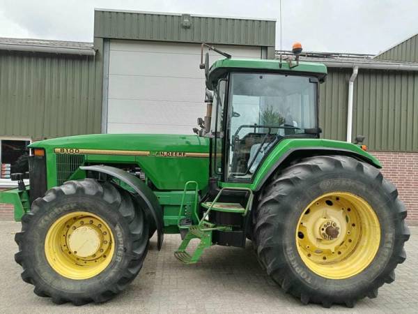 Трактор John Deere 8100 (1996)