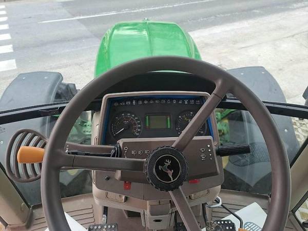 Трактор John Deere 6330 (2008)