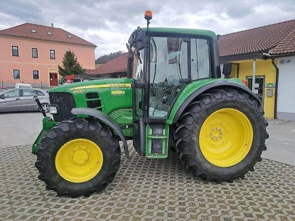 Трактор John Deere 6330 (2008)