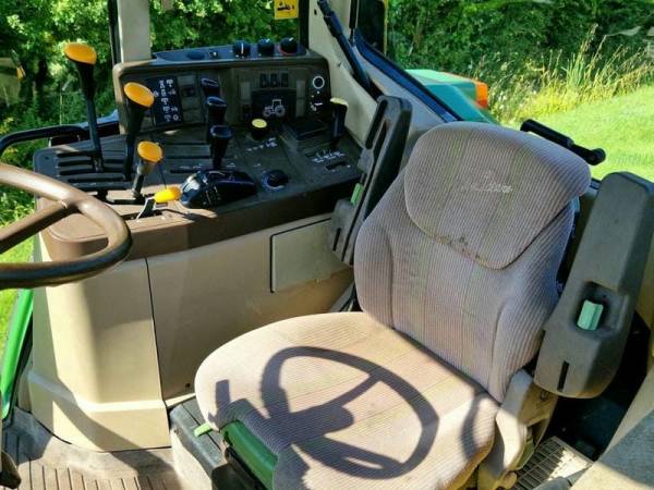 Трактор John Deere 6910 (1999)