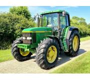 Трактор John Deere 6910