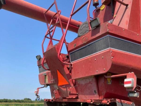 Комбайн Case IH 2388 (2006)