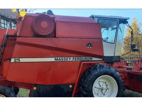 Комбайн Massey Ferguson 25 (1990)
