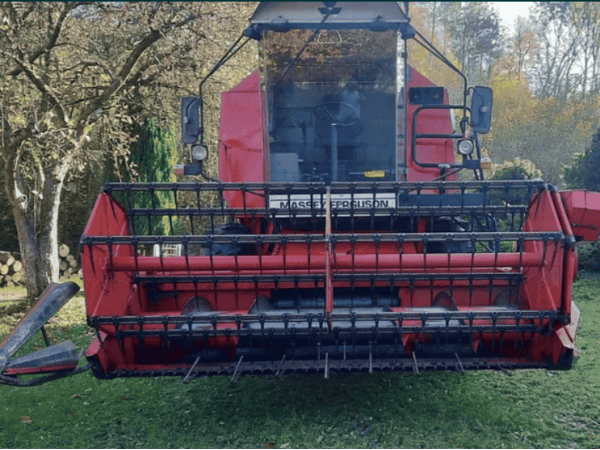 Комбайн Massey Ferguson 25 (1990)