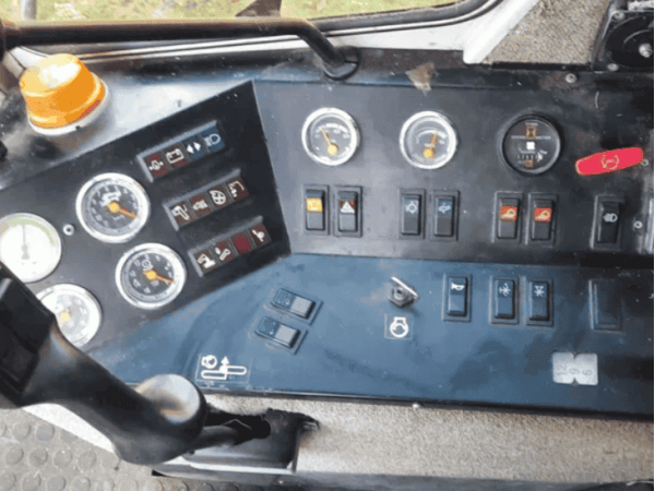 Комбайн Massey Ferguson 25 (1990)