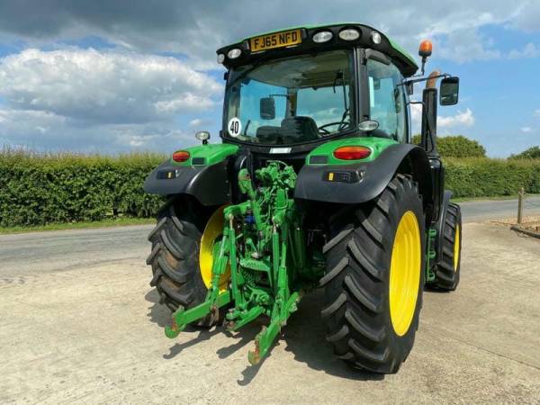 Трактор John Deere 6130R (2015)