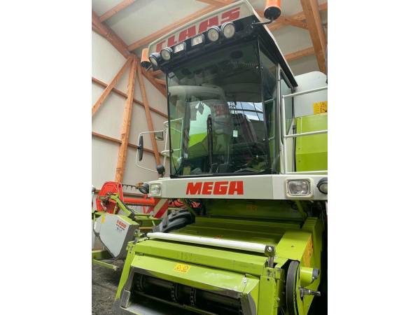 Комбайн Claas Mega 208 (1995)