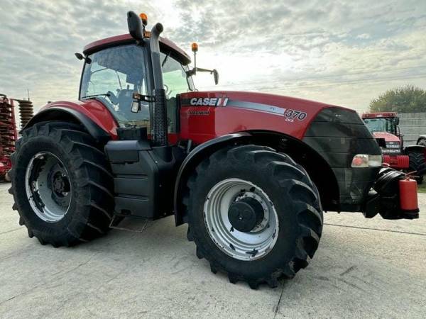 Трактор Case IH Magnum 370 (2014)