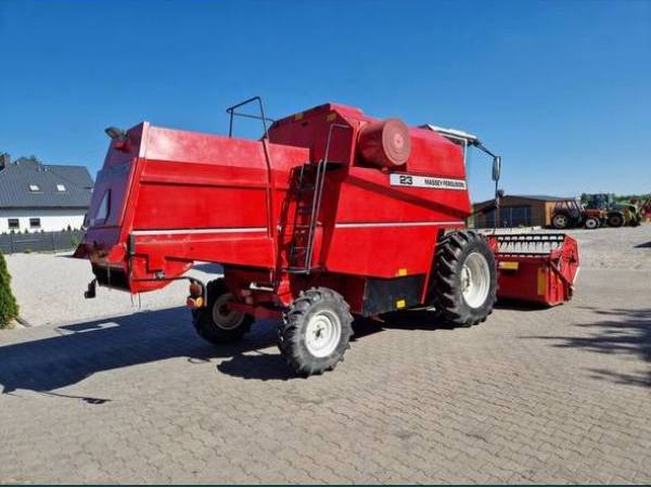 Комбайн Massey Ferguson 23 (1998)