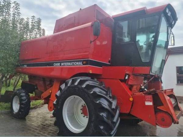 Комбайн Case IH 1660 (1992)