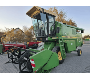Комбайн John Deere 1052