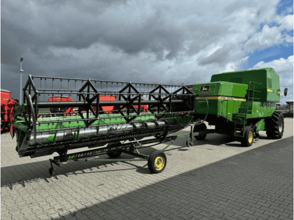 Комбайн John Deere 1075 (1984)